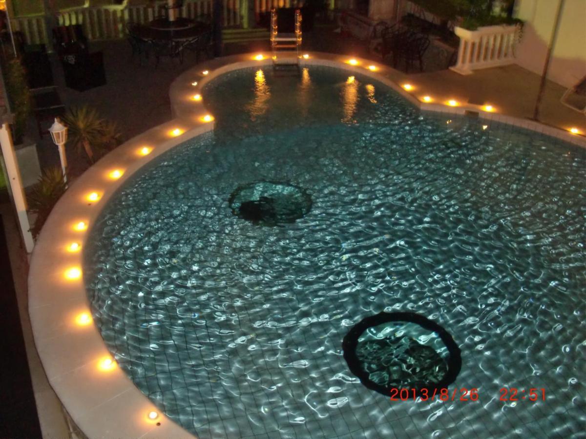 Villa Elit Dugi Rat Ngoại thất bức ảnh