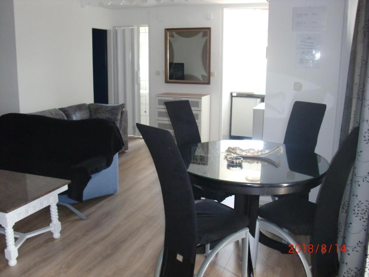Villa Elit Dugi Rat Ngoại thất bức ảnh